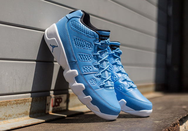 Retro 9 Low "Pantone"