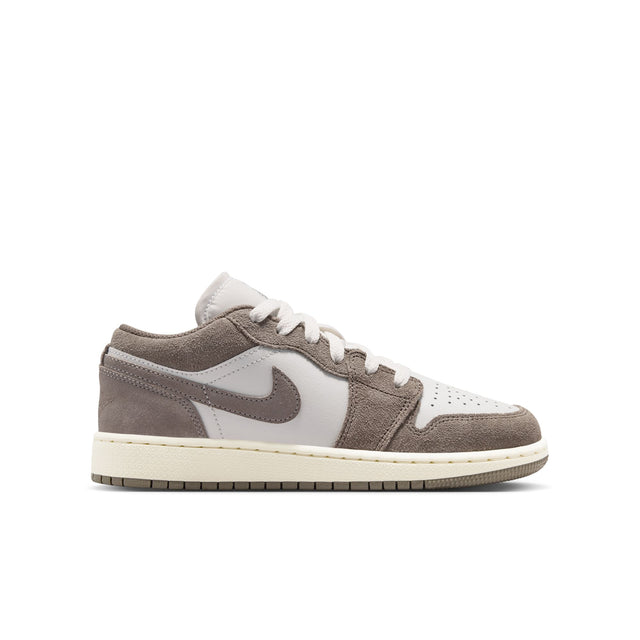 Y Air Jordan 1 Low 553560-026