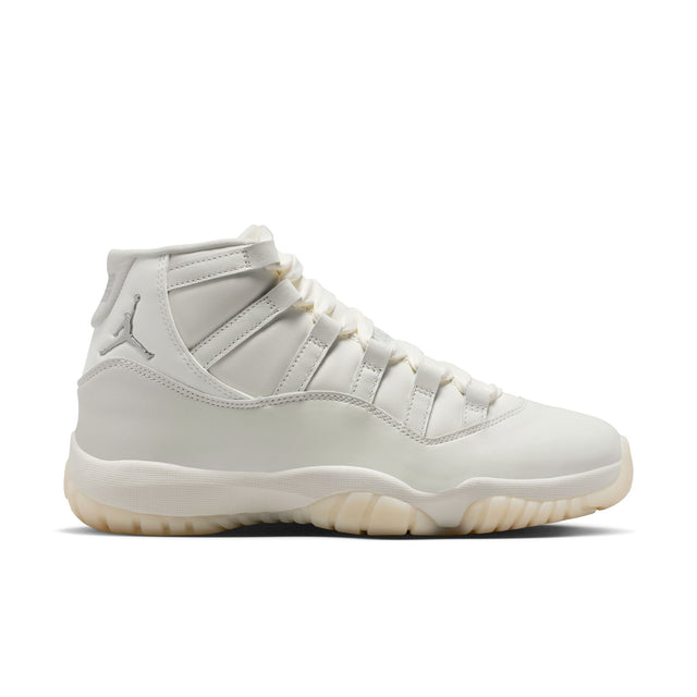 W Air Jordan 11 Retro "Pearl" AR0715-110