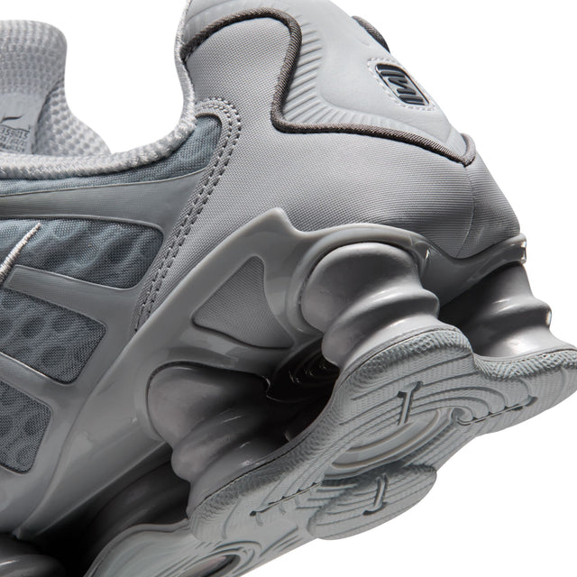 M Nike Shox TL AV3595-015