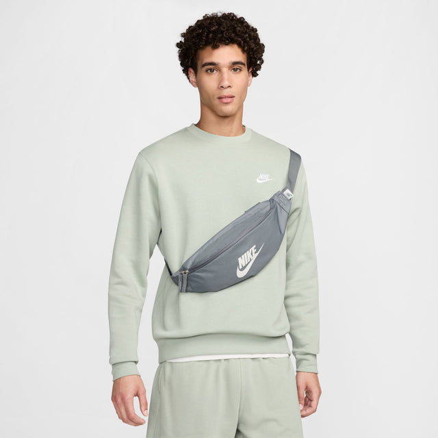 Nike Heritage DB0490-084