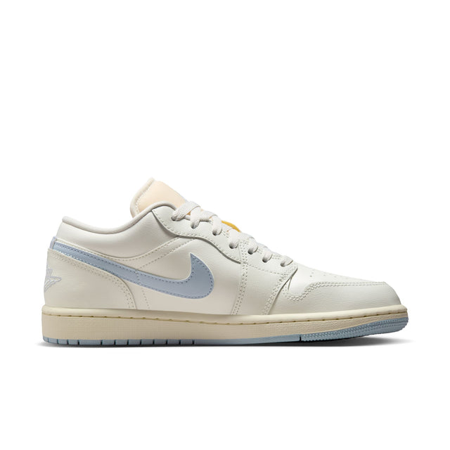 W Air Jordan 1 Low DC0774-106