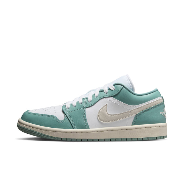 W Air Jordan 1 Low DC0774-138