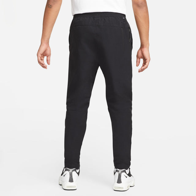 M Nike Sportswear DM6621-010
