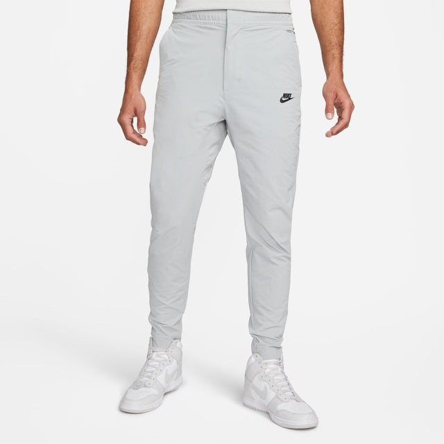 M Nike Sportswear DM6621-012