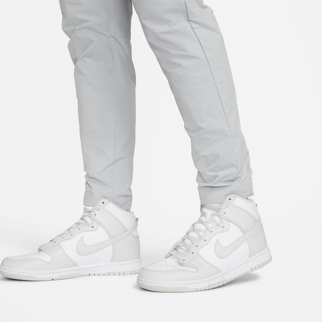 M Nike Sportswear DM6621-012