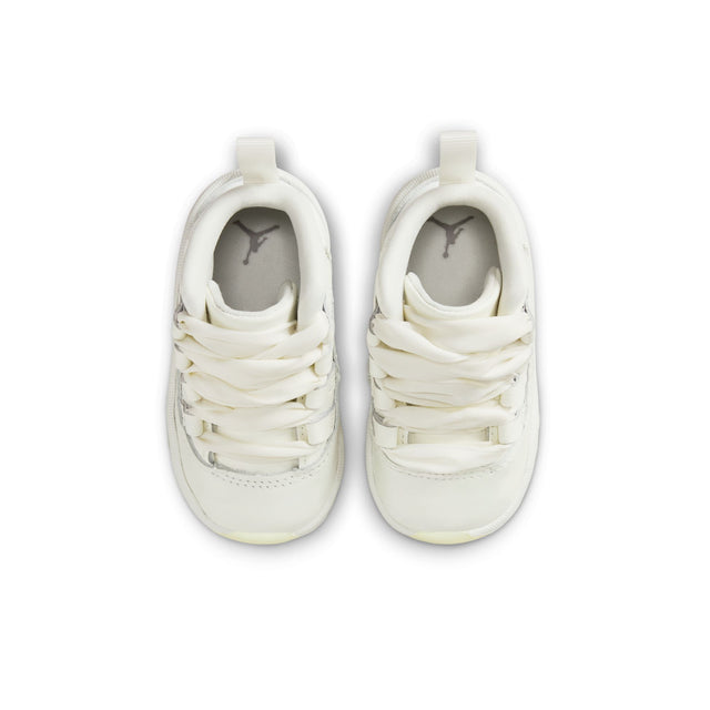 Y Jordan 11 Retro "Pearl" DO3856-110