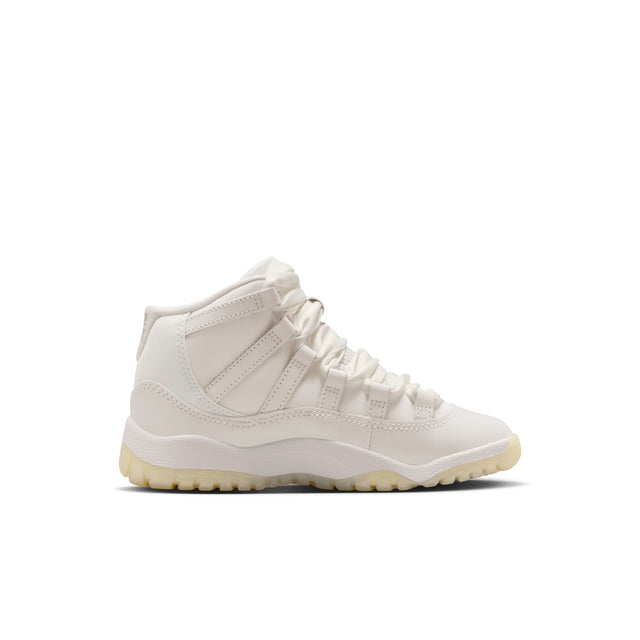 Y Jordan 11 Retro "Pearl" DO3857-110