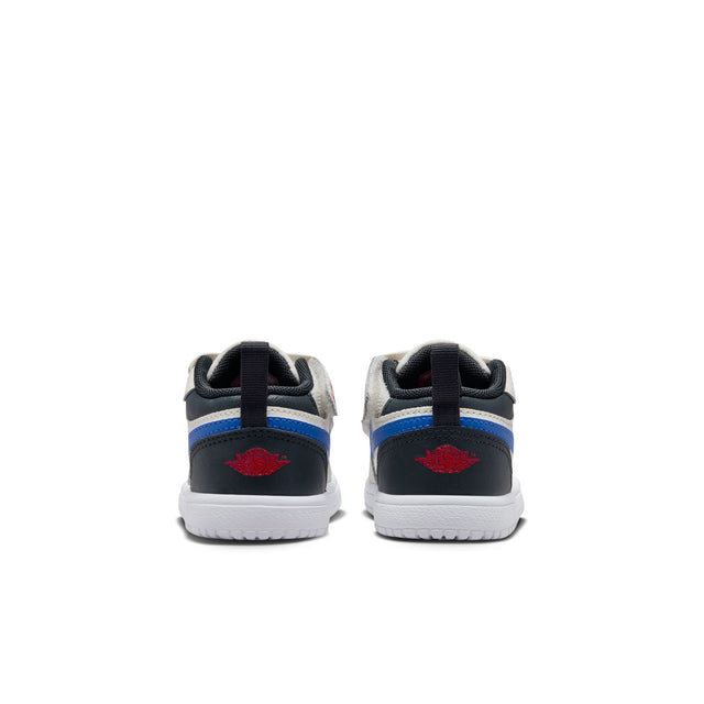 Y Jordan 1 Low Alt DR9747-027