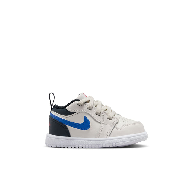 Y Jordan 1 Low Alt DR9747-027