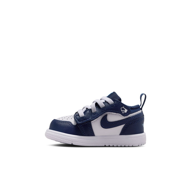 Y Jordan 1 Low Alt DR9747-404