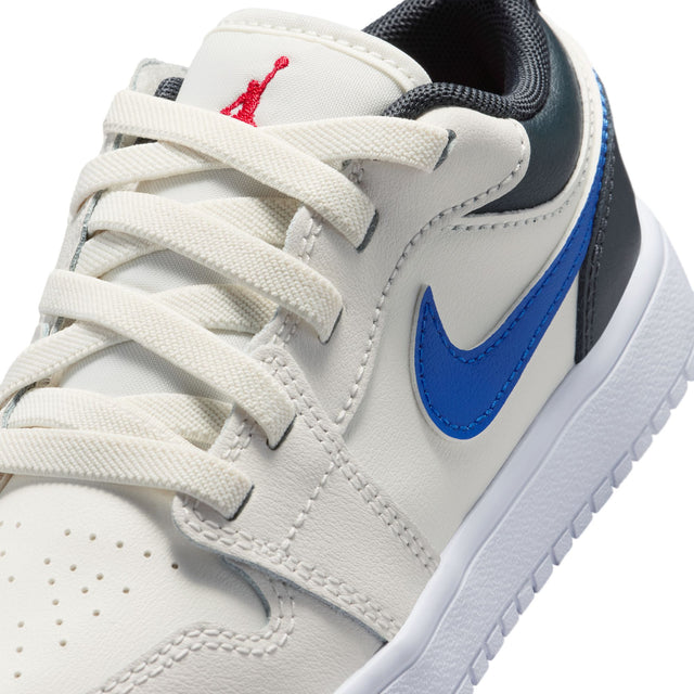 Y Jordan 1 Low Alt DR9748-027