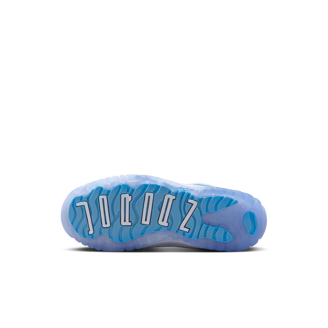 Y Jordan 11 Retro Low "University Blue" FV5116-100