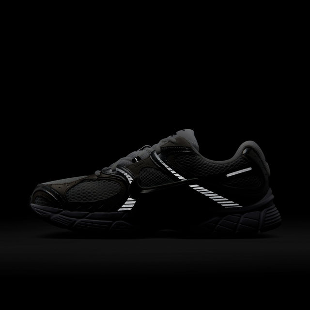 M Nike V5 RNR HJ5228-104