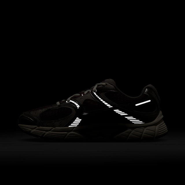 M Nike V5 RNR HJ5228-600