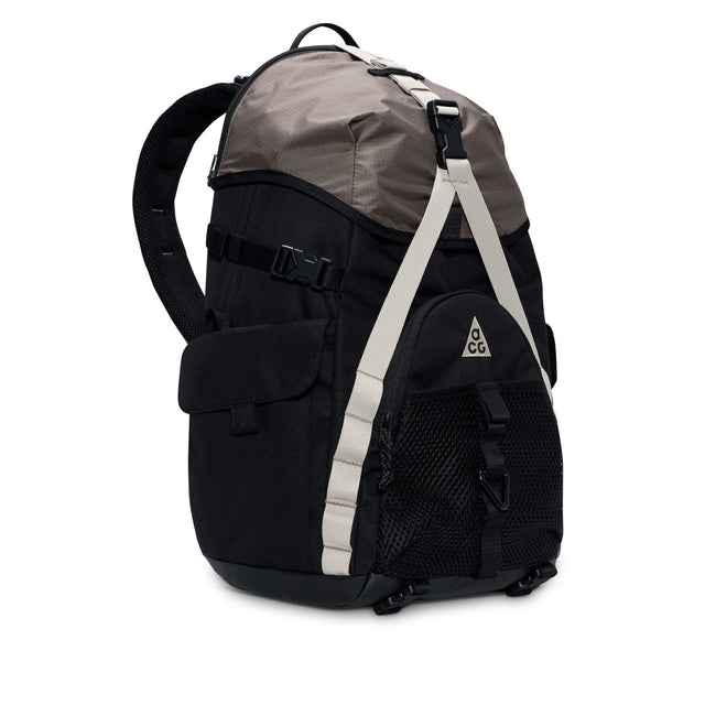 Nike ACG "DAYMAX" HJ8178-010