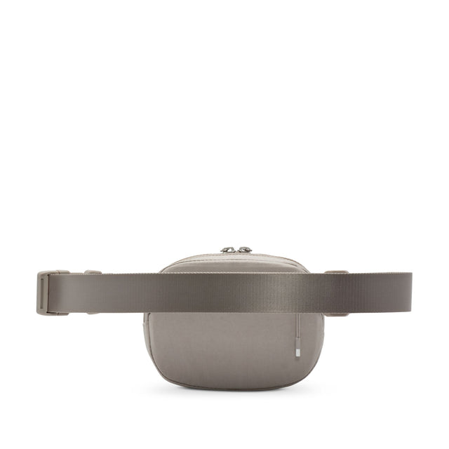 Nike Aura HM6120-009