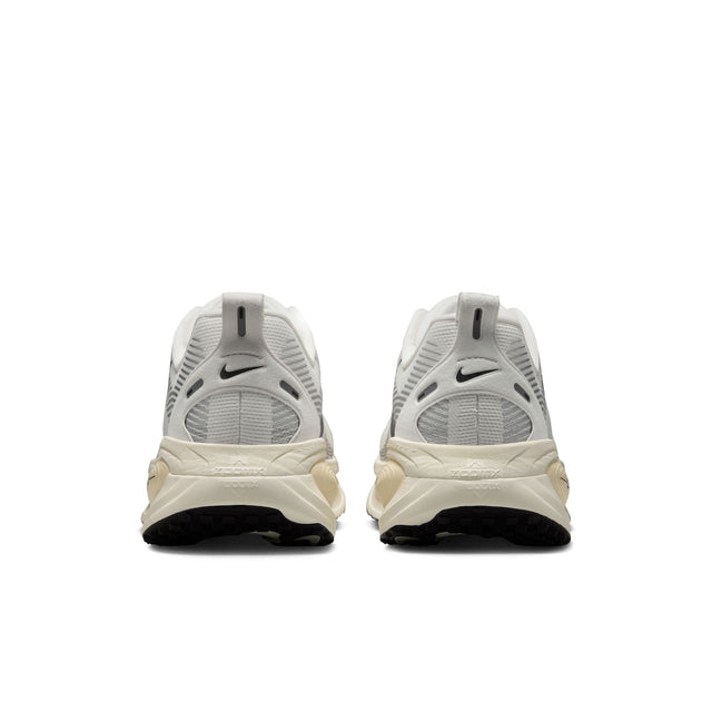 M Nike Vomero 18 HM6803-101