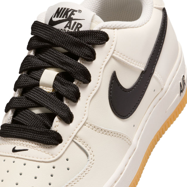Y Nike Air Force 1 LV8 HQ1911-002