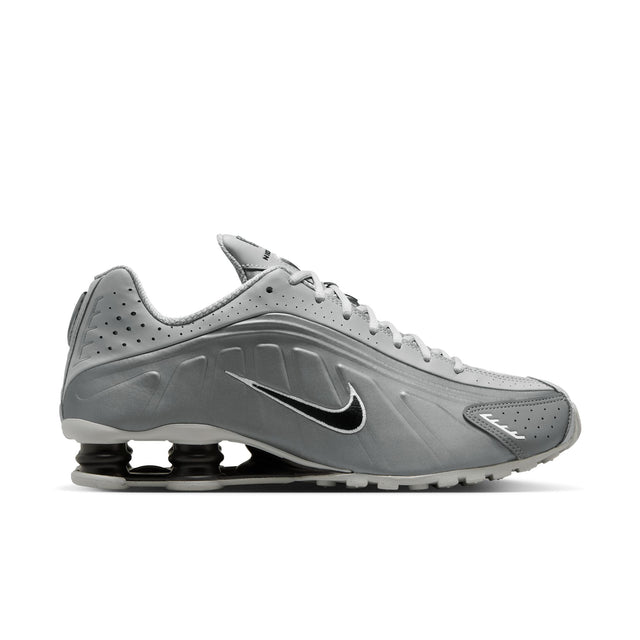 M Nike Shox R4 HQ1988-011