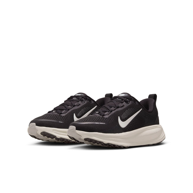Y Nike Vomero 18 HQ2157-004