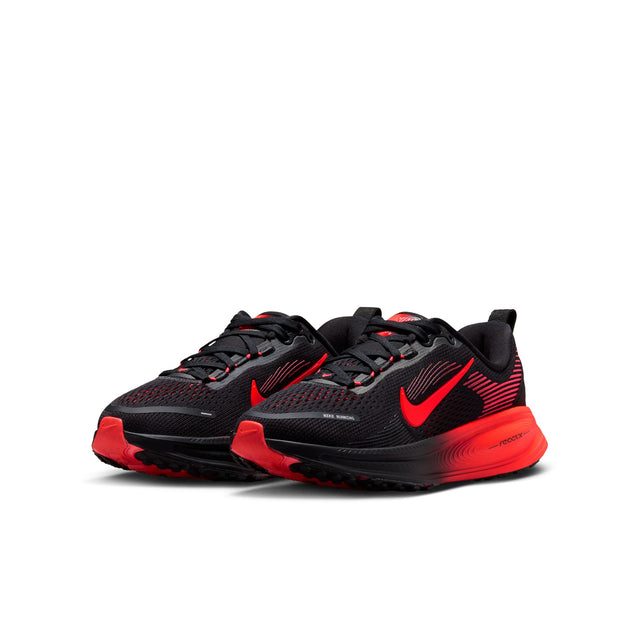 Y Nike Vomero 18 HQ2157-013