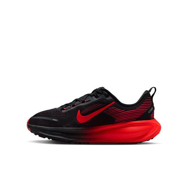Y Nike Vomero 18 HQ2157-013