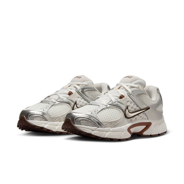 Nike V5 RNR HQ7901-102