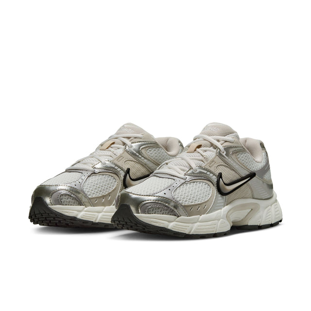 W Nike V5 RNR HQ7901-104