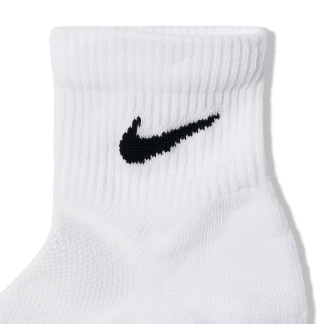 Nike Everyday Elevated HQ8031-901