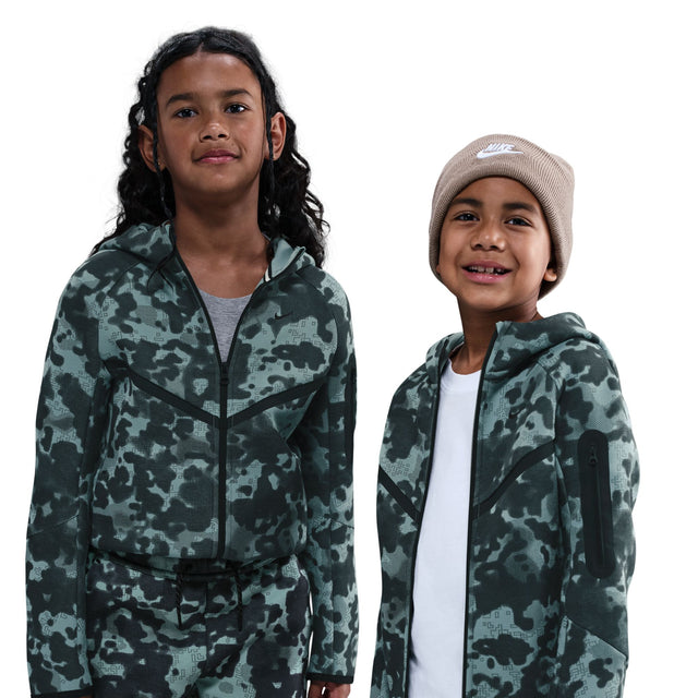 Y Nike Tech HQ8891-017