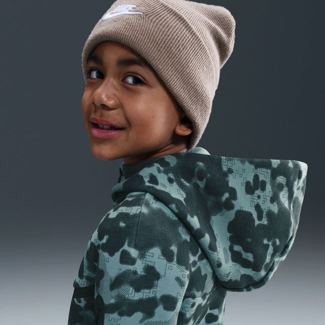 Y Nike Tech HQ8891-017