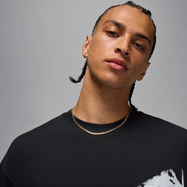 M Jordan Reissue HQ9093-010