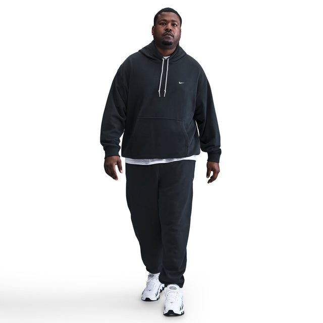 M Nike Solo Swoosh HV1088-010