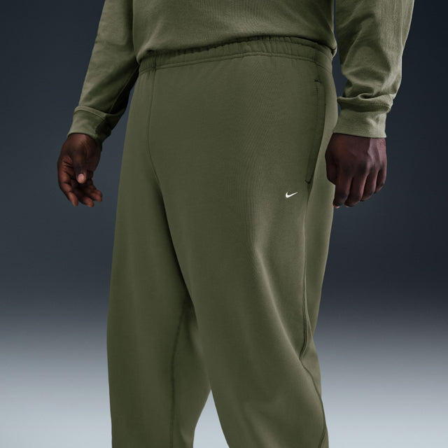 M Nike Solo Swoosh HV1088-222