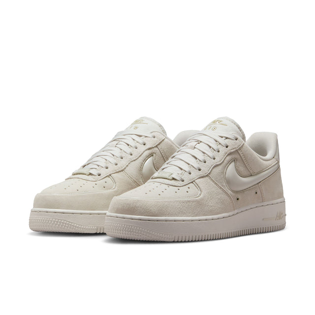 W Nike Air Force 1 '07 HV4406-001