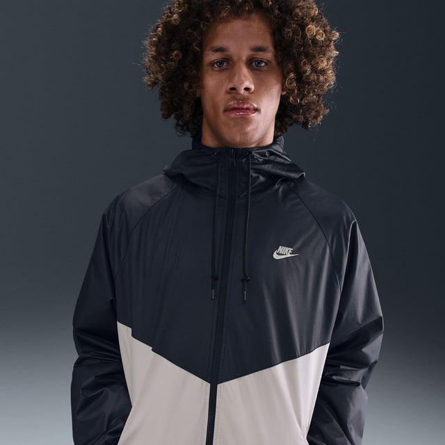 M Nike Windrunner HV8369-011