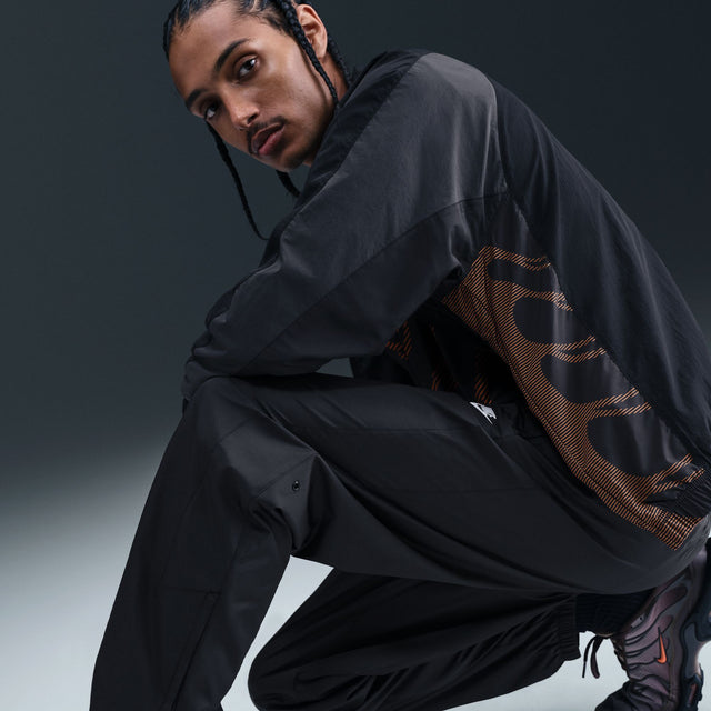 M Nike Windrunner HV8371-010