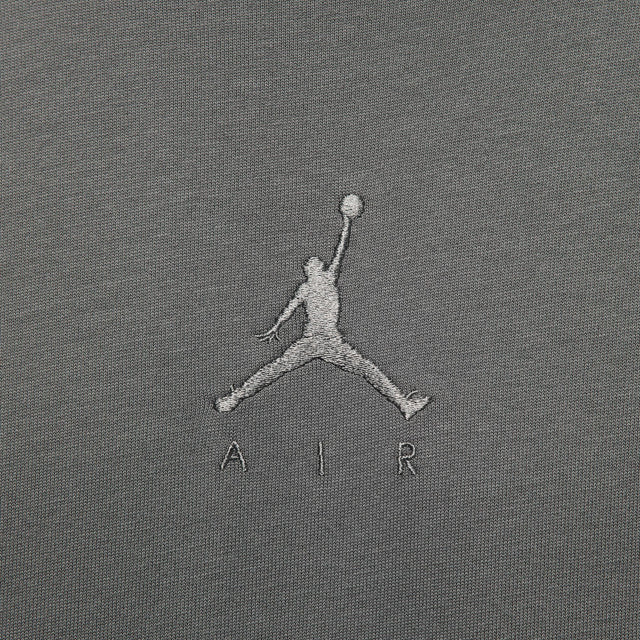 M Jordan Flight Essentials IB7345-068