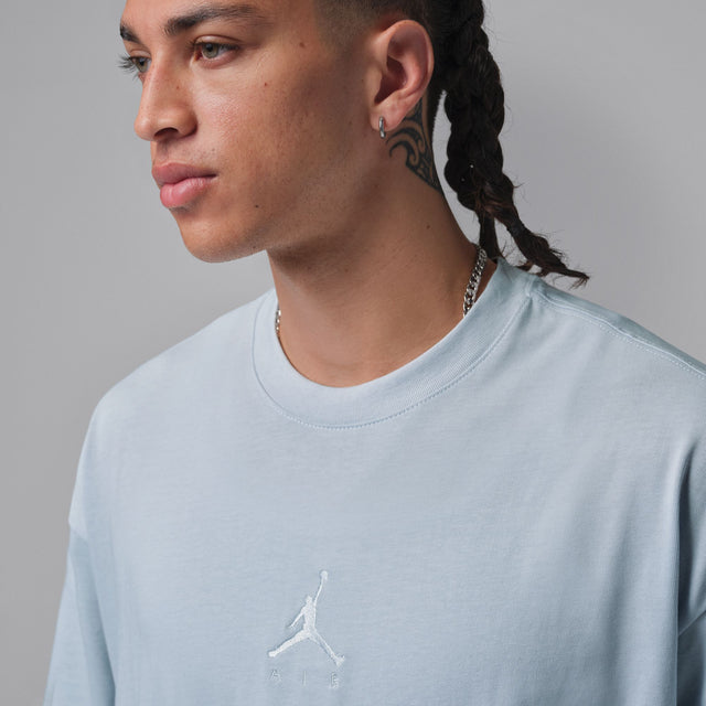 M Jordan Flight Essentials IB7345-472