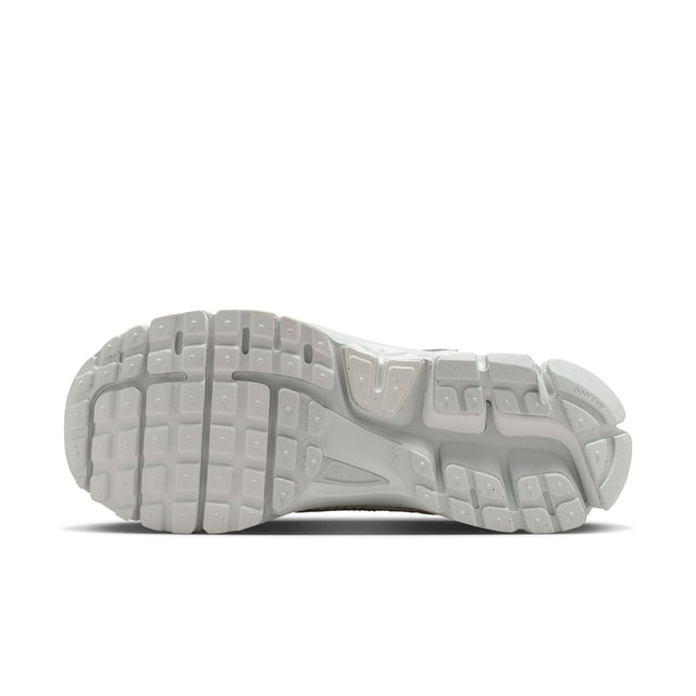 W Nike Zoom Vomero 5 IB8929-001