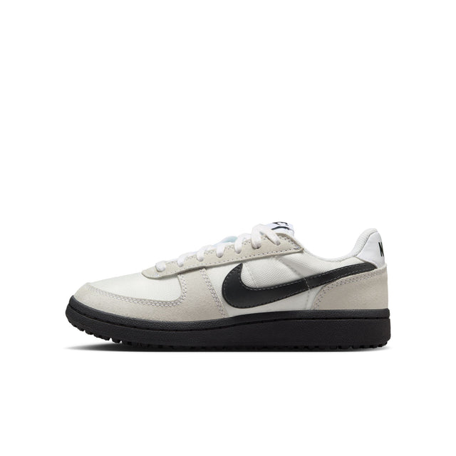 Y Nike Field General IF0465-101