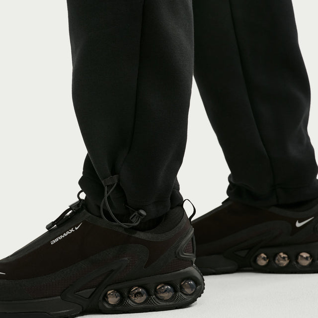 M Nike Tech IF1323-011