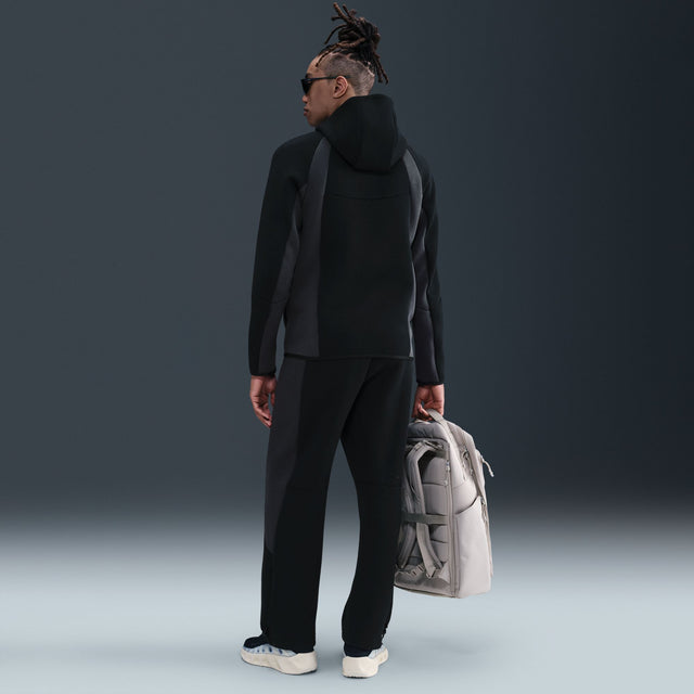 M Nike Tech IF1325-010