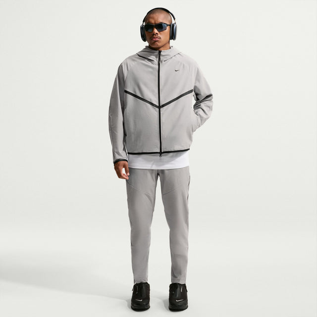 M Nike Tech IF1345-009