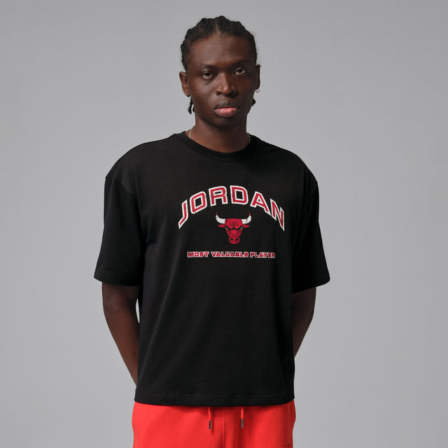 M Jordan Flight Essentials IF3121-010