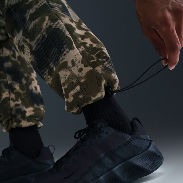 M Nike Tech II1324-276