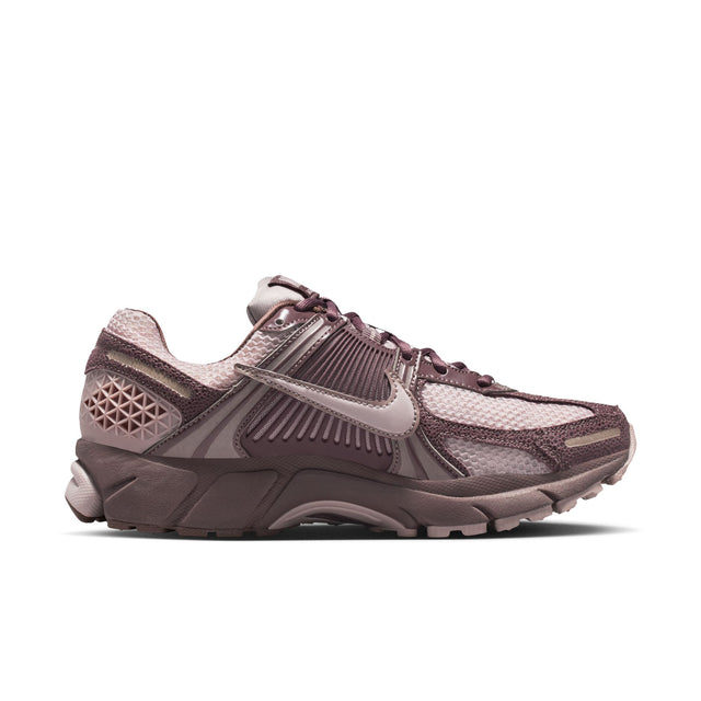 W Nike Zoom Vomero 5 II6236-500