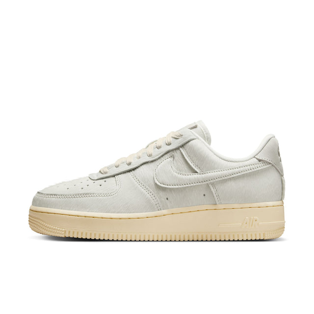W Nike Air Force 1 '07 II7398-100