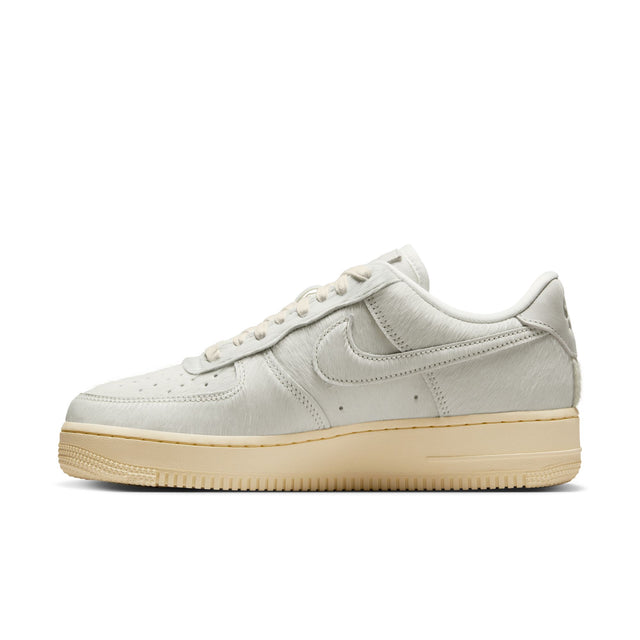 W Nike Air Force 1 '07 II7398-100